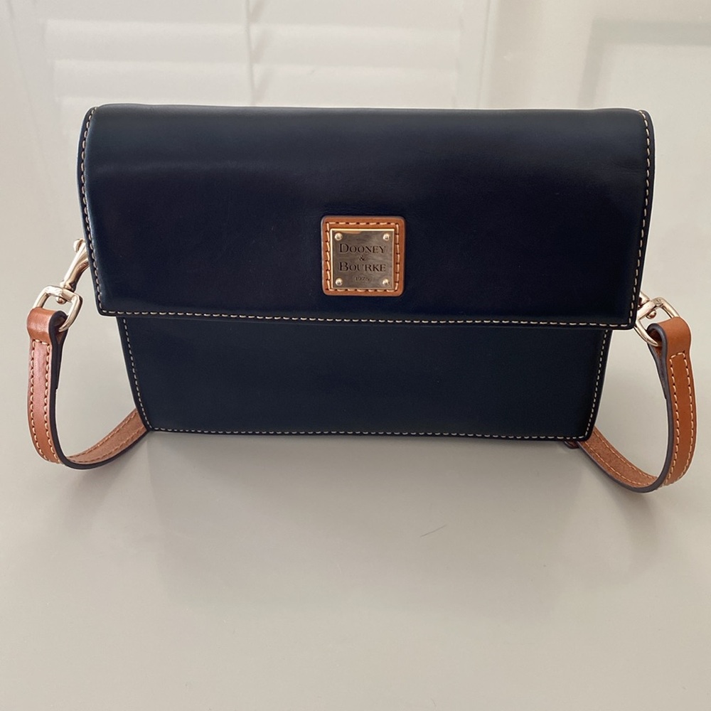 Dooney & Bourke Black Leather Crossbody Bag - Picture 11 of 12